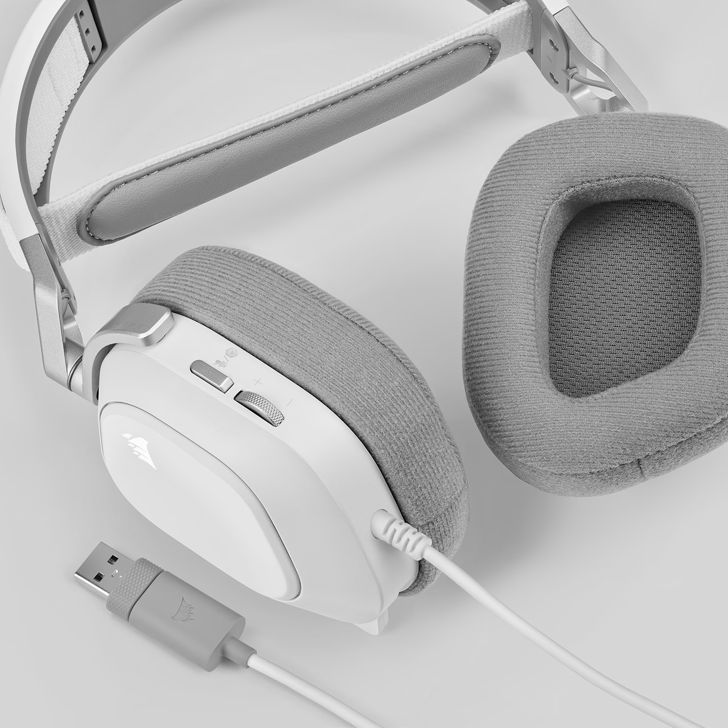 Corsair HS80 RGB USB Wired Over-Ear Gaming Headset — White - Image 6